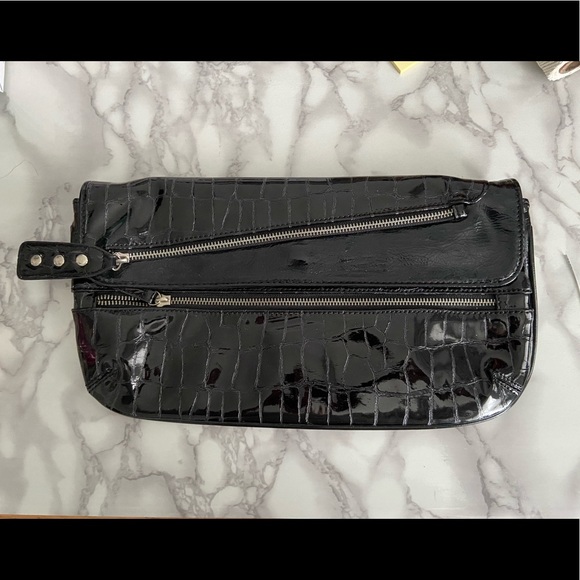 Chinese Laundry oversized leather clutch - Picture 1 of 4